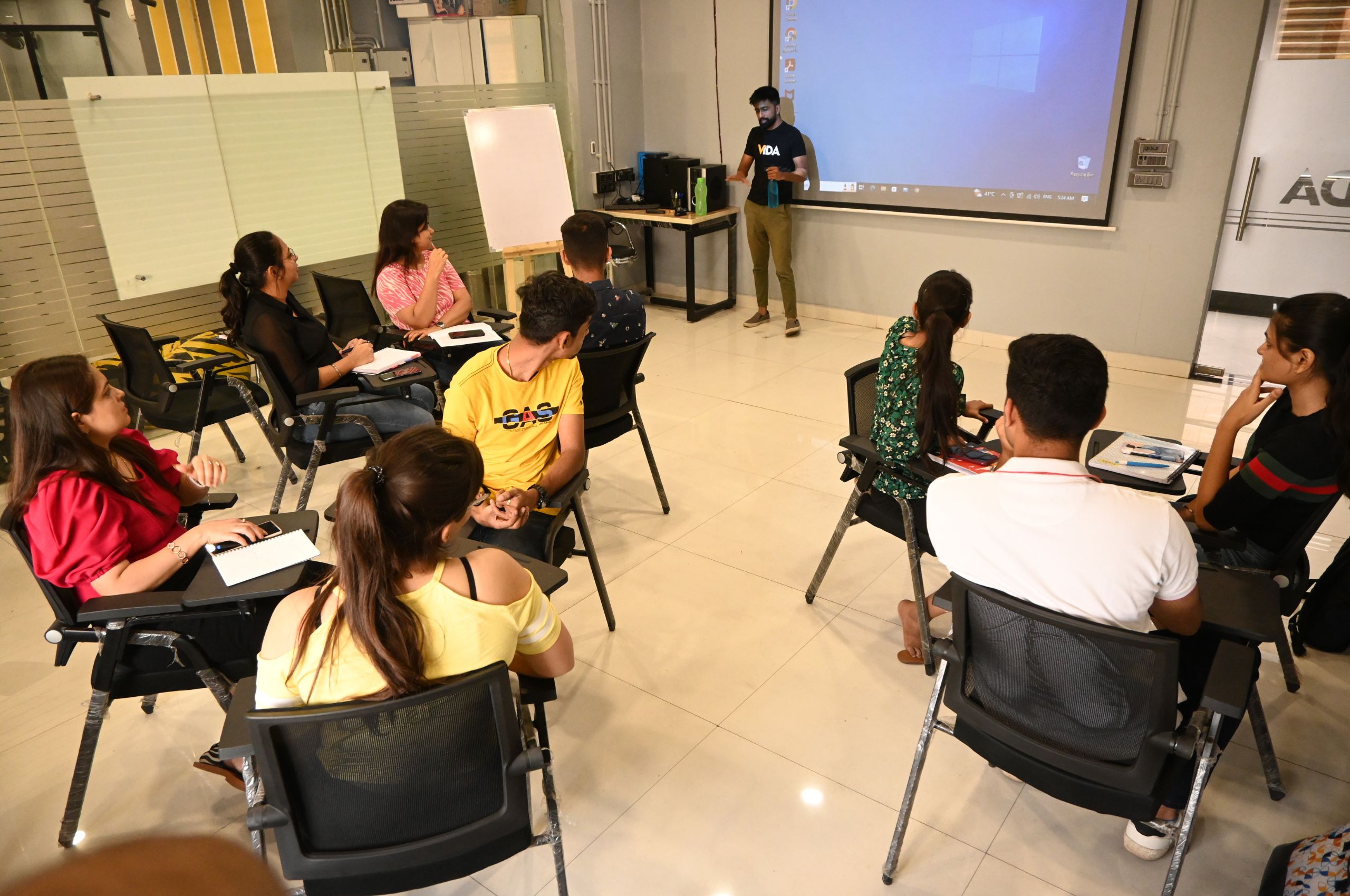 Vida - Digital Marketing Course in Raipur | Digital Marketing Institute in Raipur | Digital Marketing Academy in Raipur